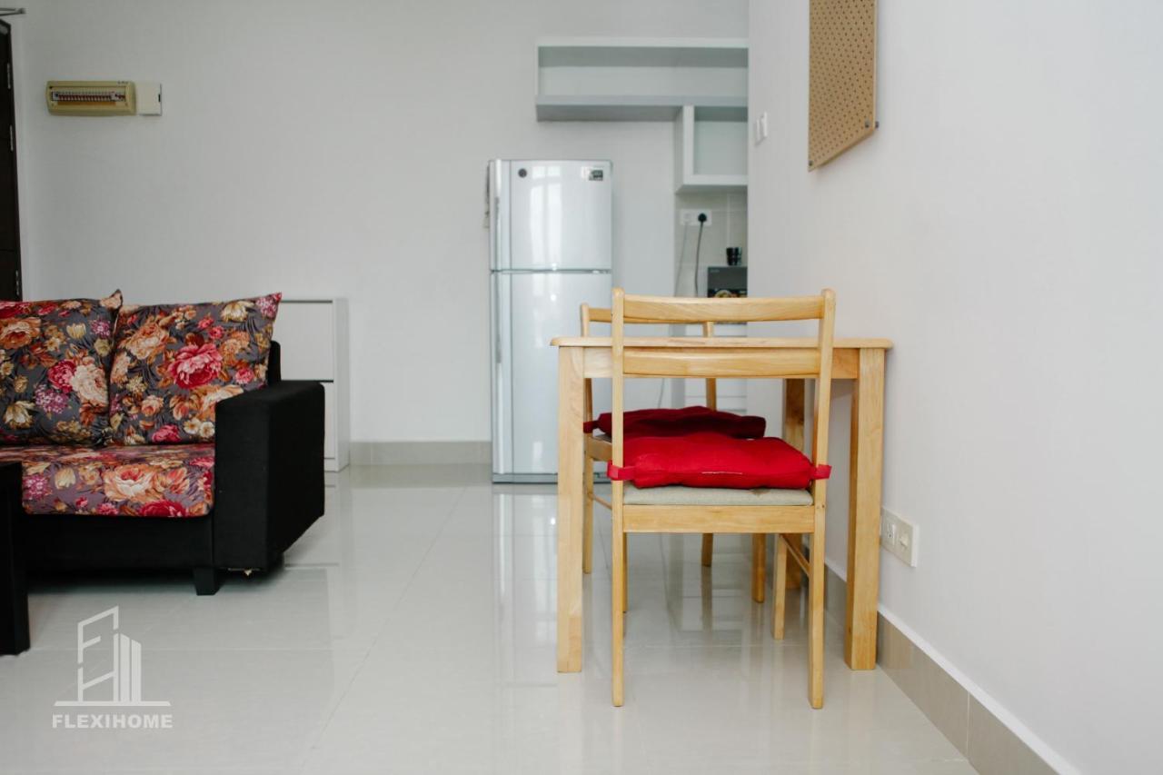 Shaftsbury-cyberjaya: Flexible Work-friendly Comfy Apartment